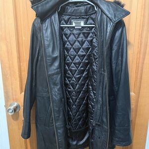 Vintage Covington Black Leather Quilted-Lined Jacket with faux fur hood Size L